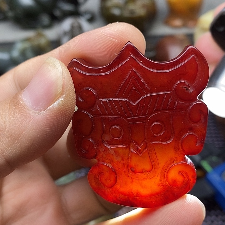 未镶嵌蛇纹石玉颈饰