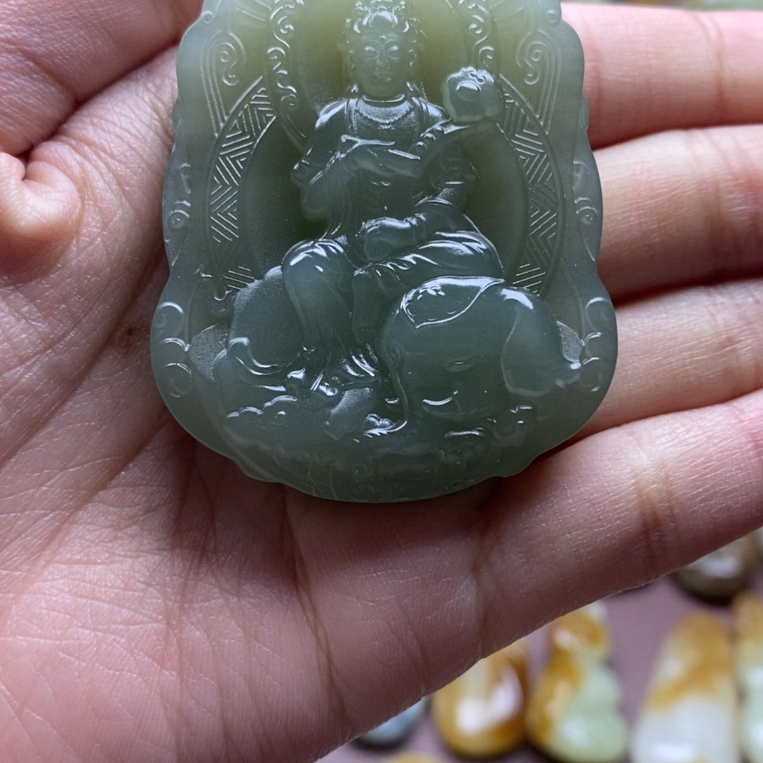 吊坠(不含链)未镶嵌和田玉（糖玉）