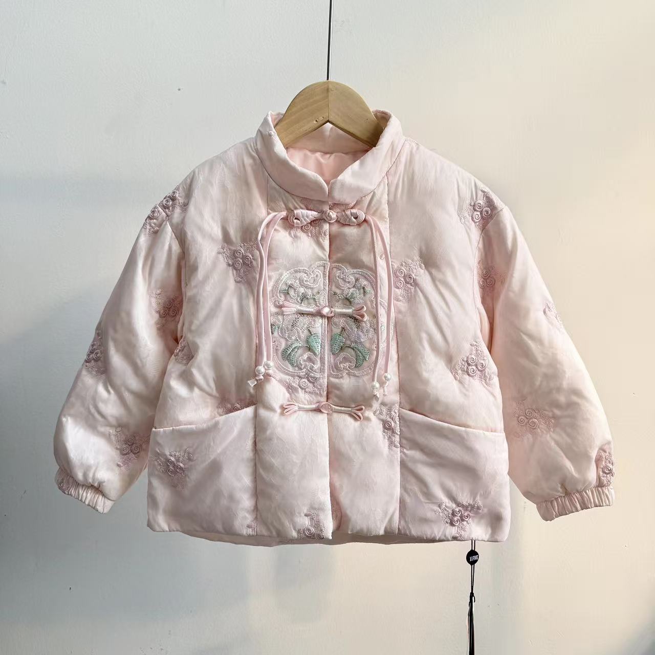宝宝刺绣女冬季羽绒汉服中国风