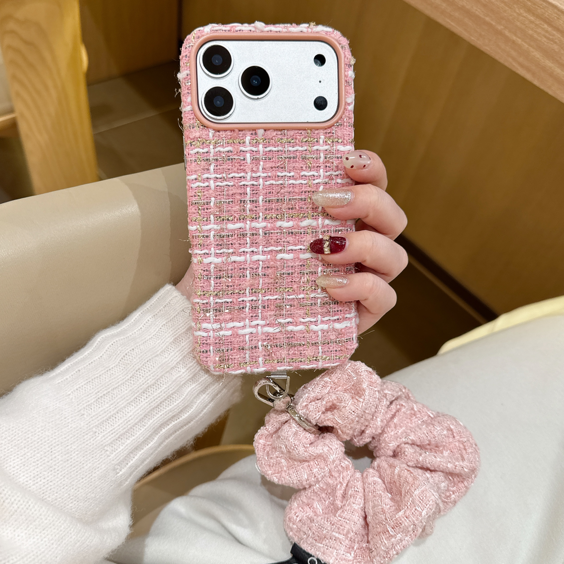 小香毛呢粉色全包单壳苹果手机壳16promax适用14新款15防摔12全包