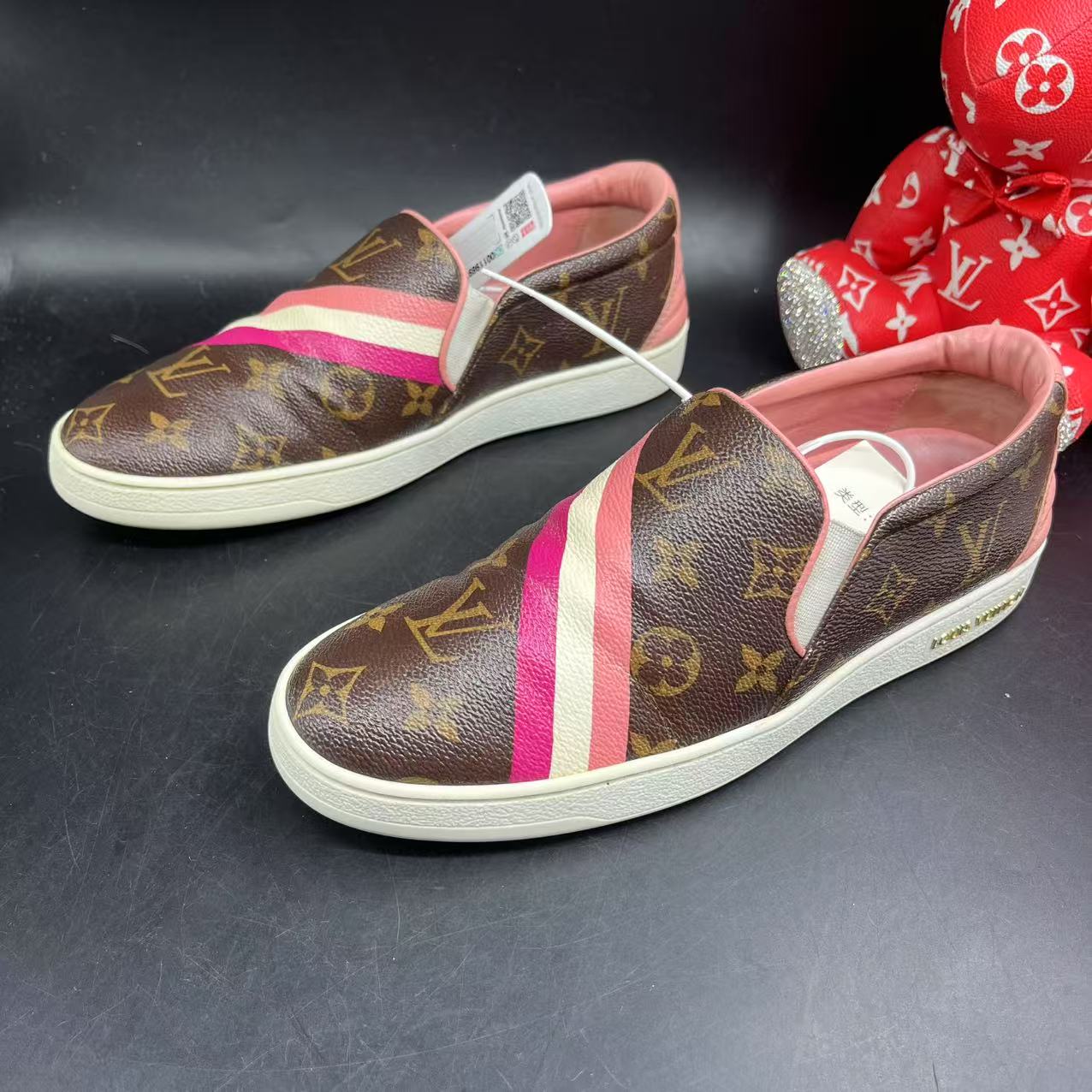 95新 LouisVuitton/路易威登 棕色老花休闲一脚蹬38.5欧码ddm1916