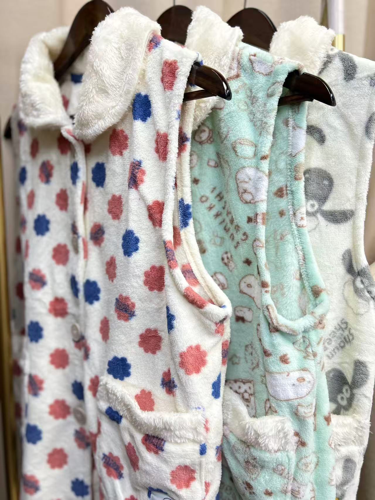 厚款舒适绒翻领休闲保暖家居服