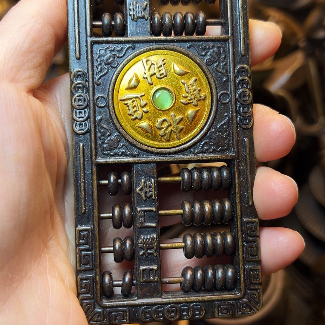 精美铜器工艺品等