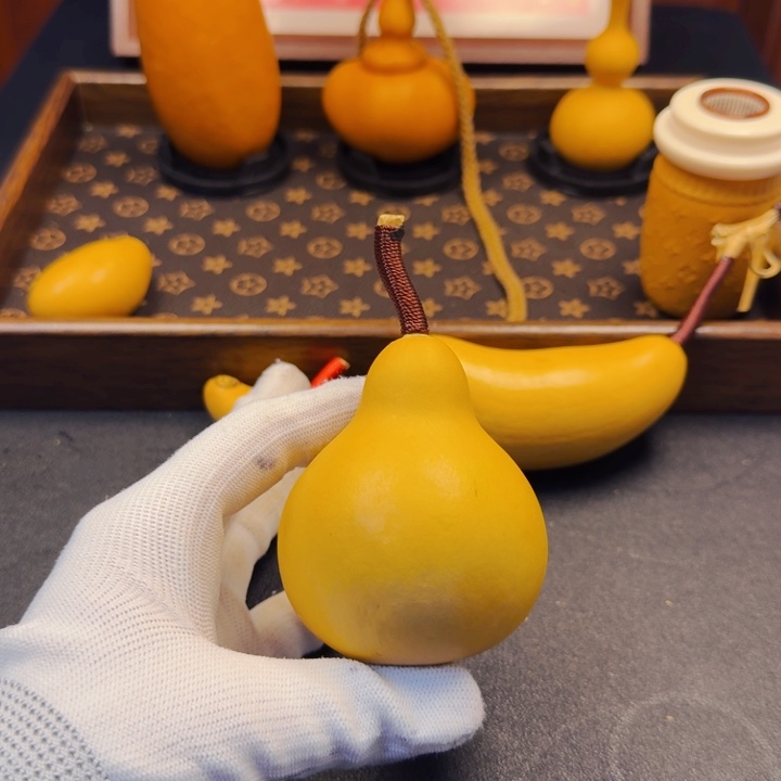 清***三大叶紫檀（黑酸枝木类）