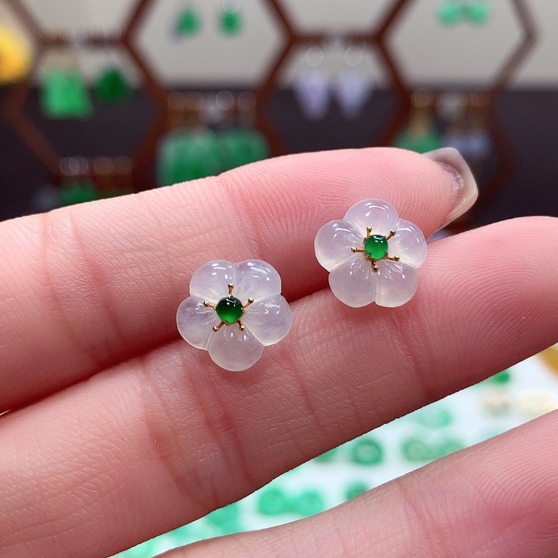 翡翠耳饰18K金镶嵌天然翡翠