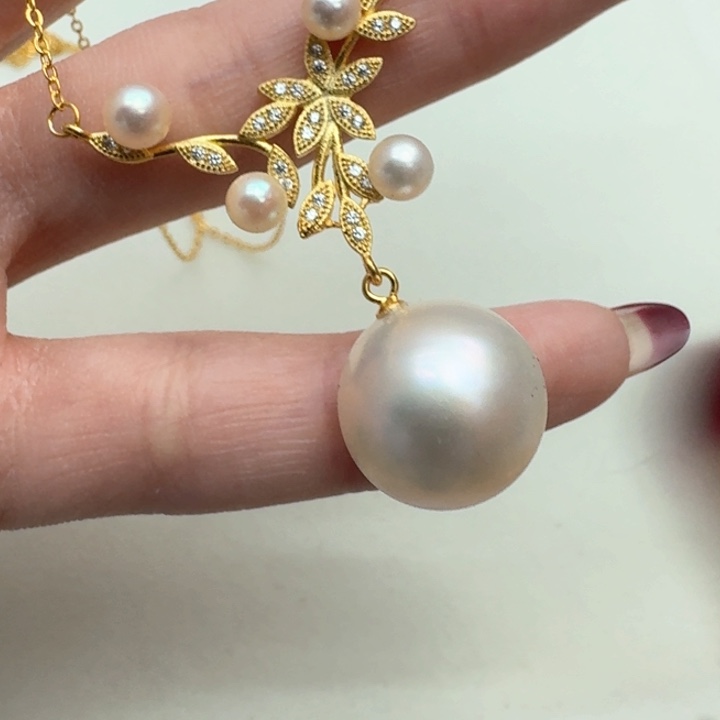 拼合珍珠（马贝珠）颈饰未镶嵌