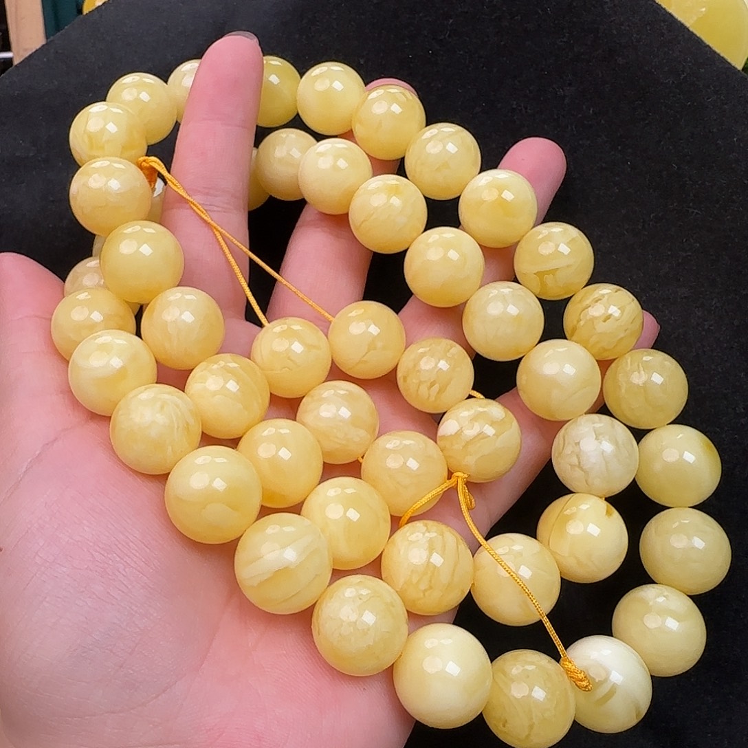 蜜蜡未镶嵌珠宝奇石15