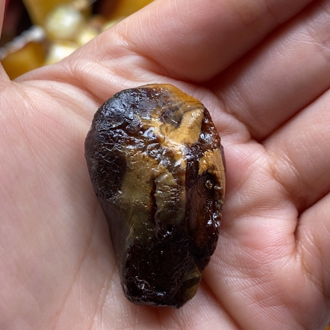 定制琥珀未镶嵌蜜蜡