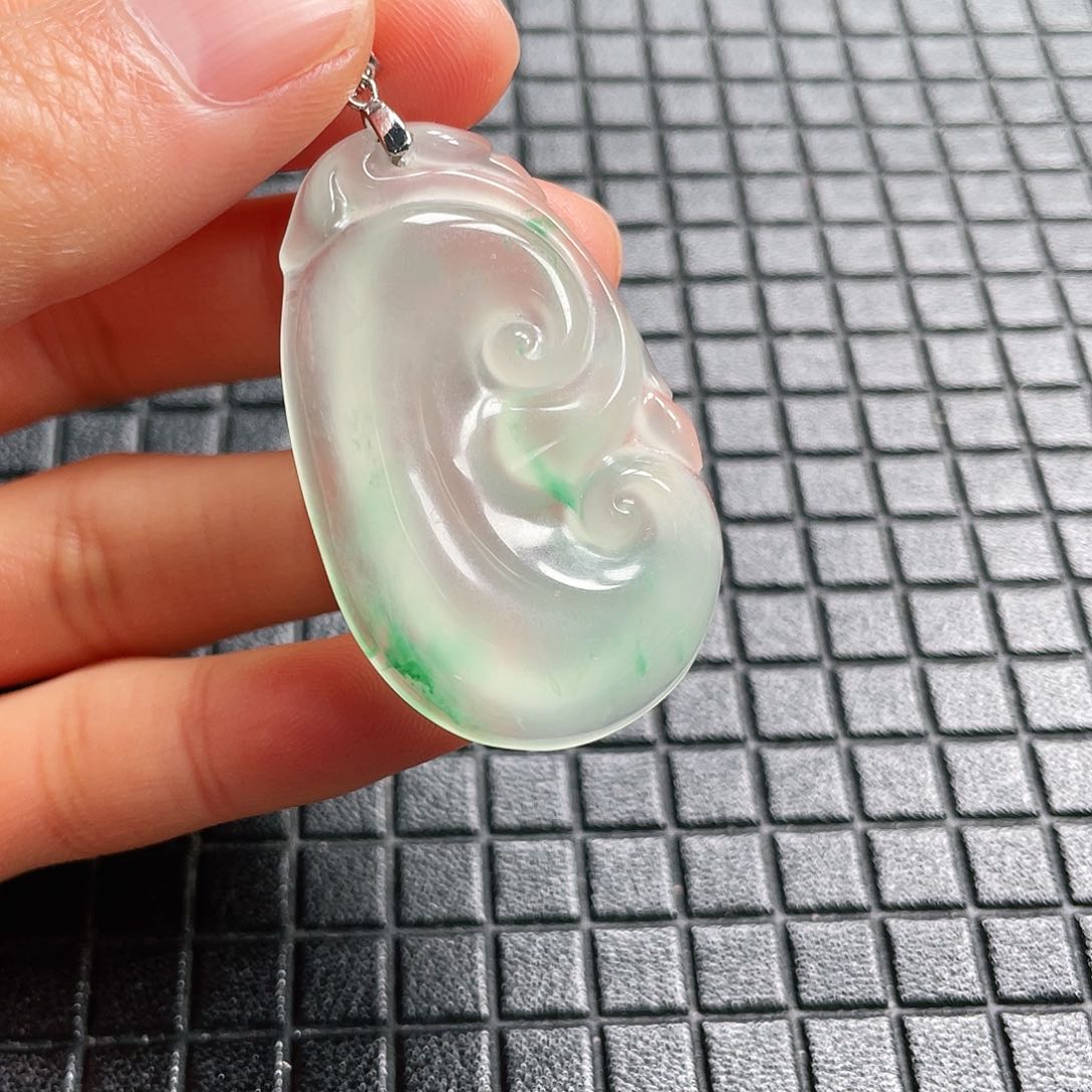 石英质玉挂件未镶嵌