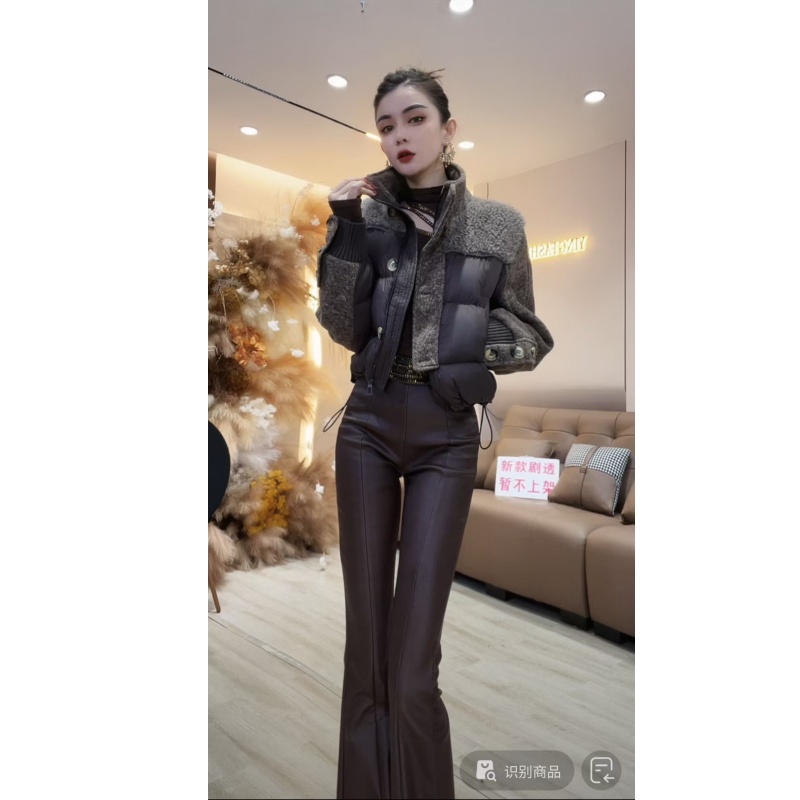 【YING FASHION】莹老板-时尚气质百搭系扣羊毛羽绒服91170426 1721