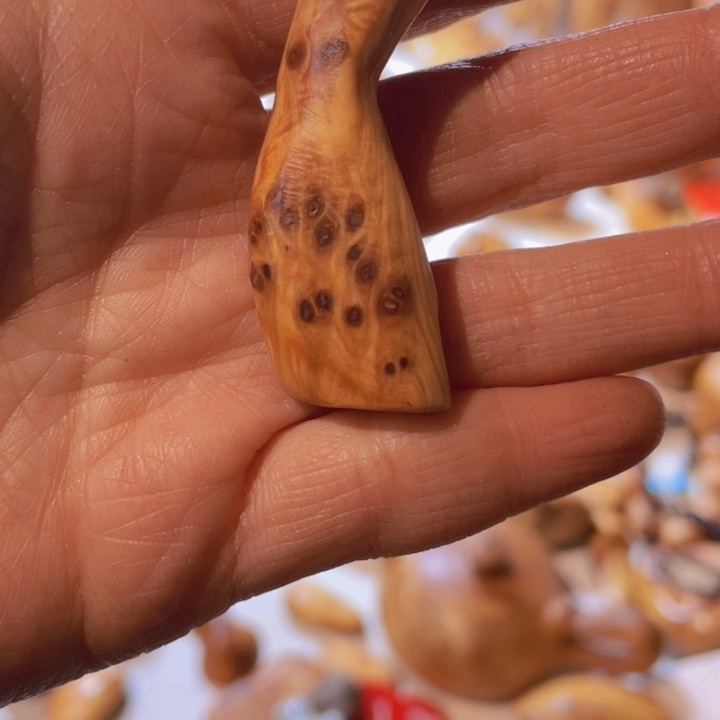 漫***涧太行崖柏随型吊坠儿