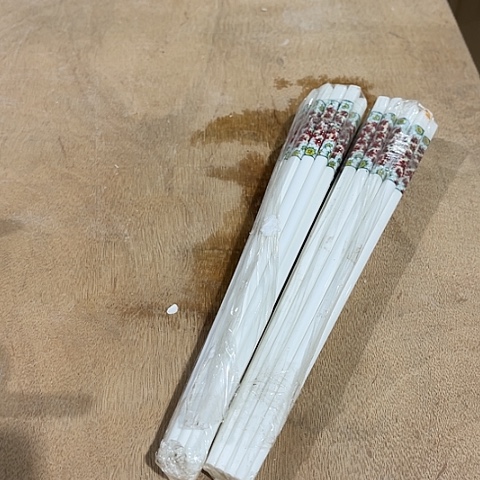 微瑕，16双红浆果筷子?*辰