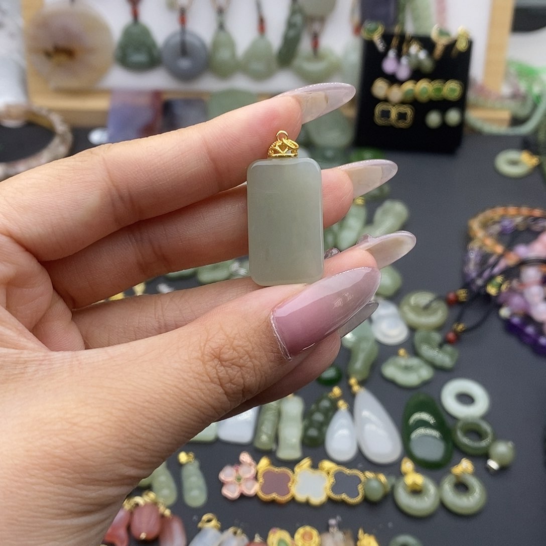 和田玉吊坠(不含链)银S925镶嵌