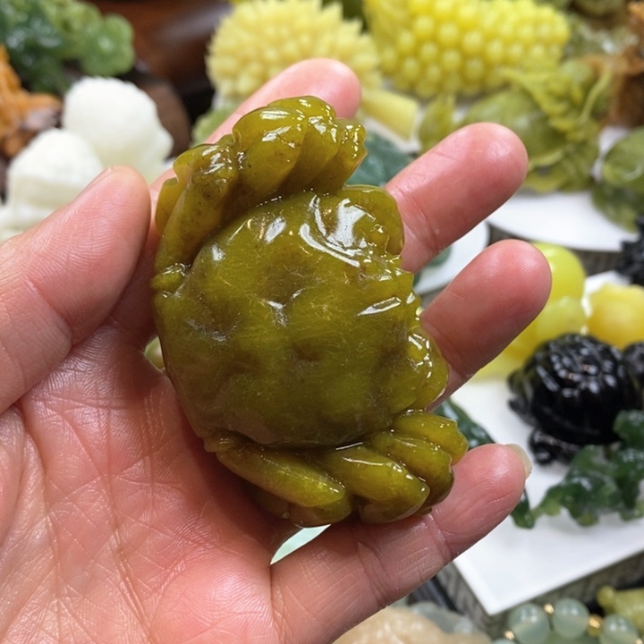 蛇纹石玉手把未镶嵌