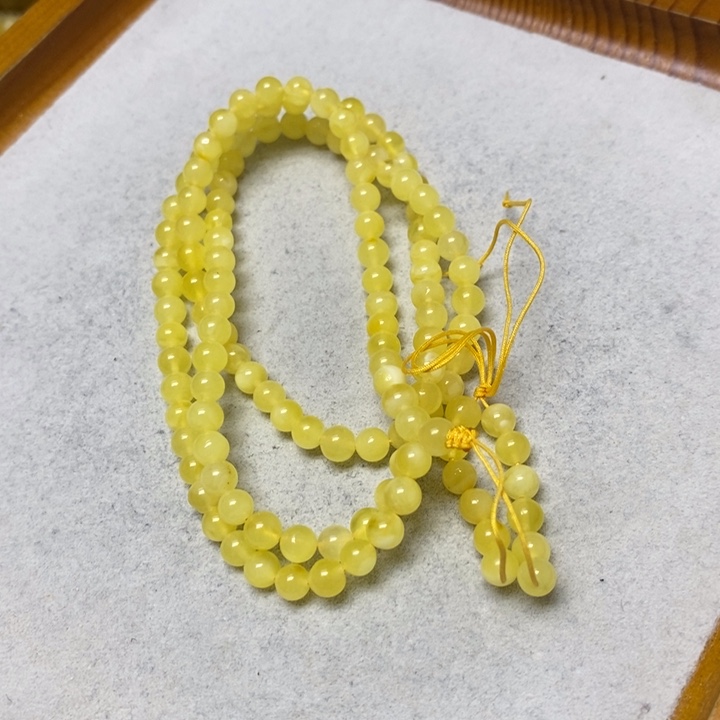 蜜蜡未镶嵌裸石串