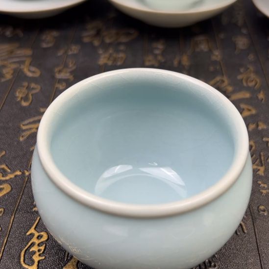 汝瓷天青釉风水缸杯