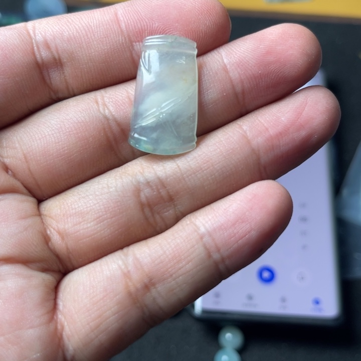 定制翡翠未镶嵌小****雄直发