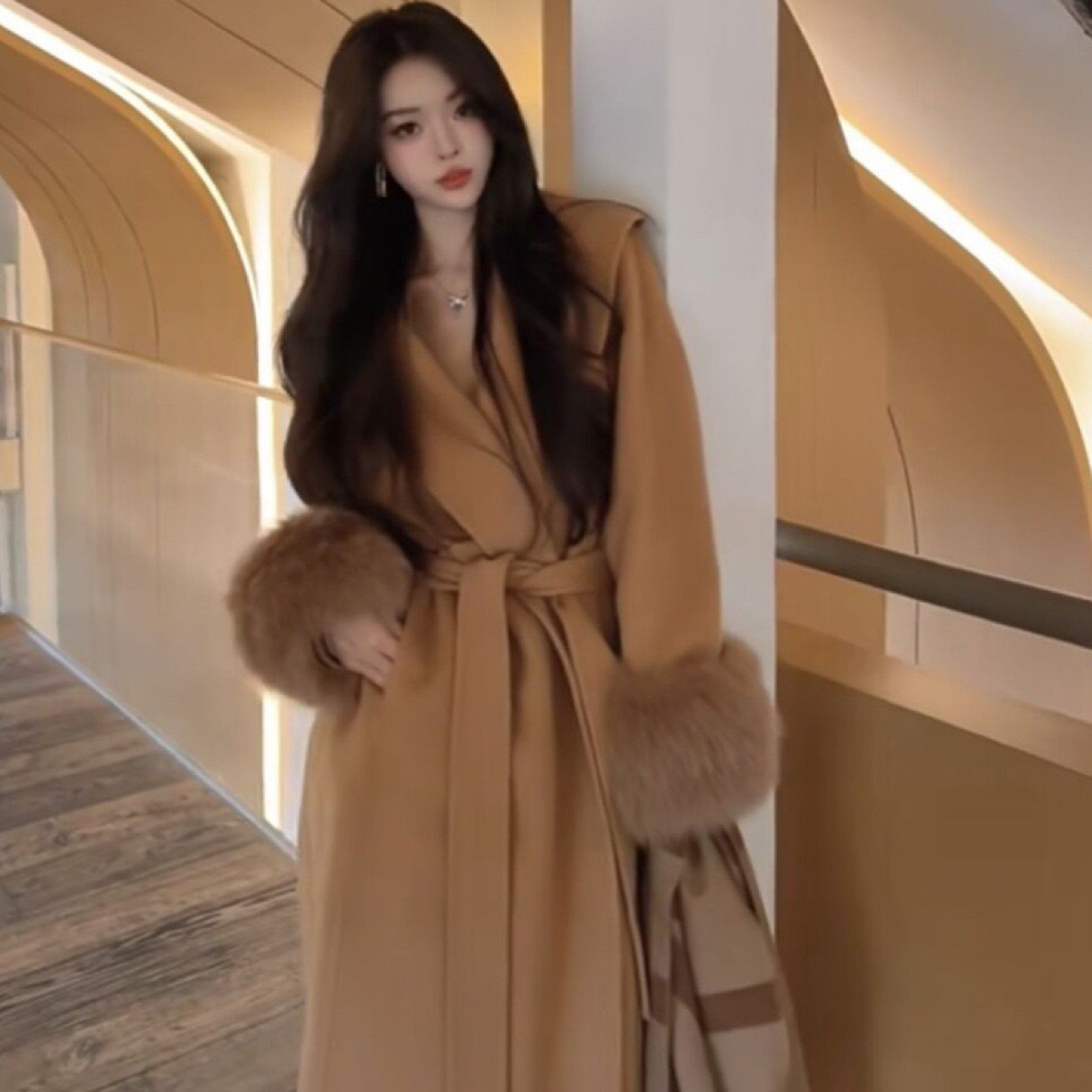 狐狸毛袖口双面羊毛大衣2025新款大翻领系腰带中长款羊毛呢外套女