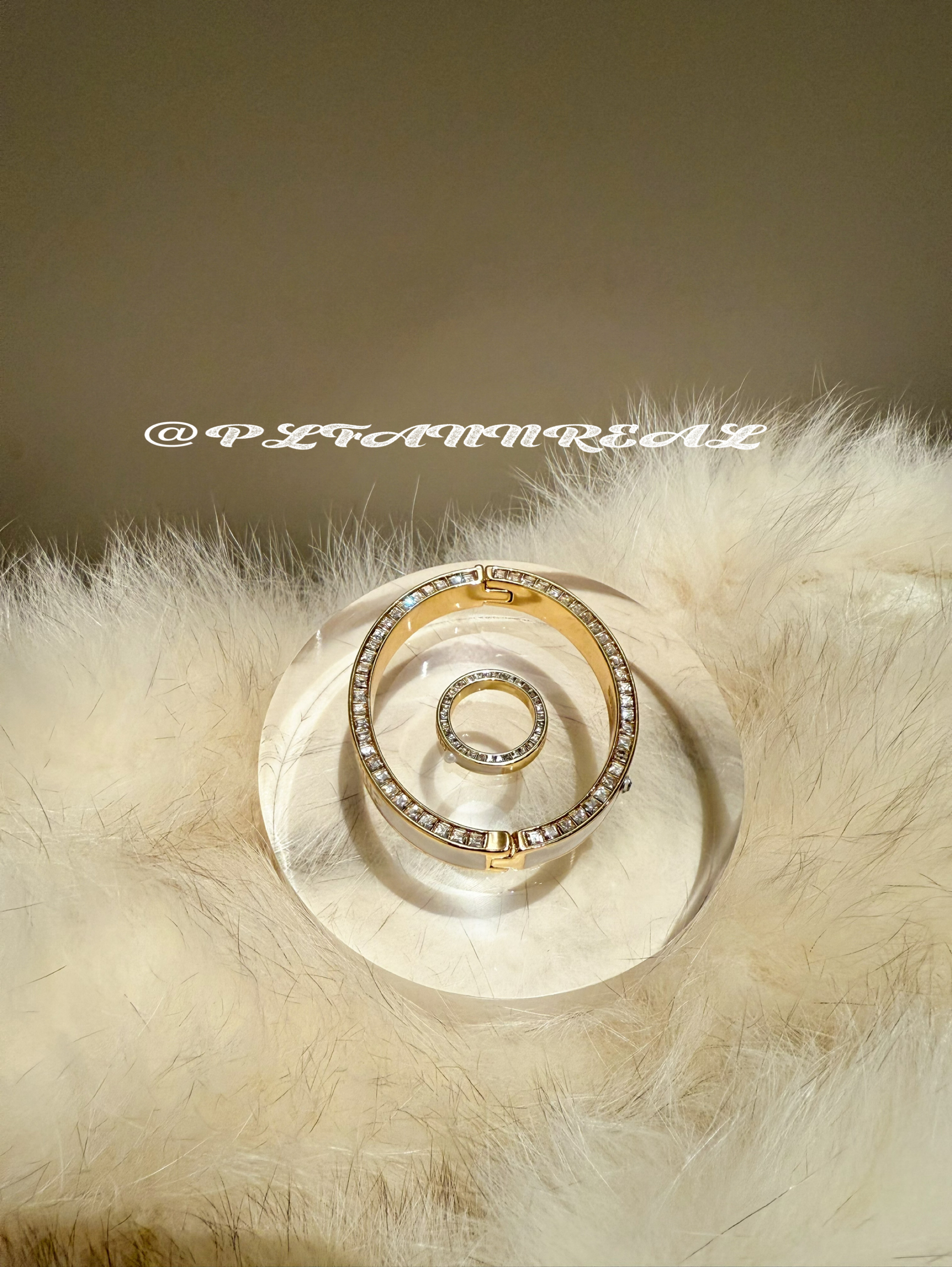 铜合金合成锆石手镯 P1327  气质百搭手镯