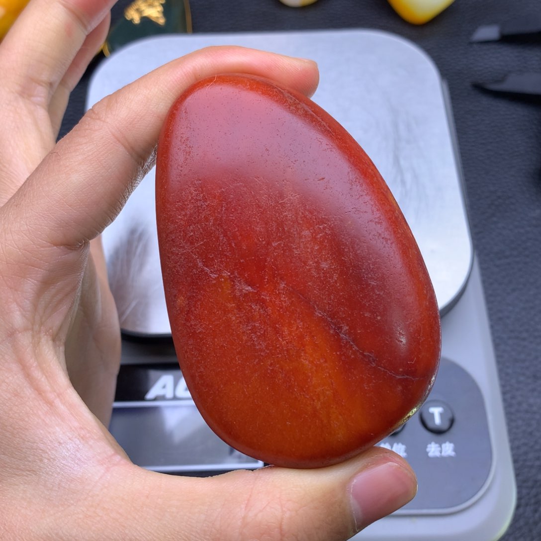和田玉颈饰足铂镶嵌