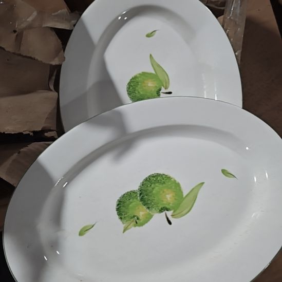 茶盏陶瓷盘子碗啥都有