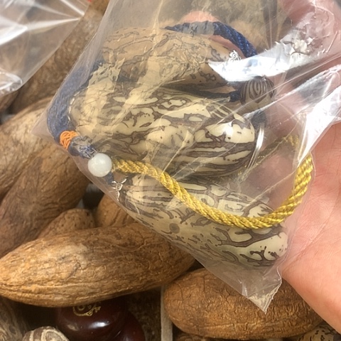 椰蒂吊坠千眼菩提