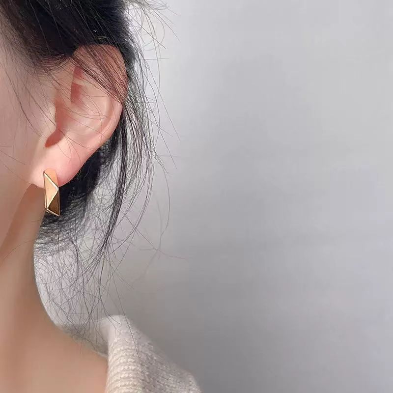 铜合金耳饰 女金色几何图案耳饰小众百搭冷淡风N3584