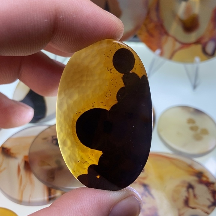 【闪购商品】玛瑙/玉髓颈饰未镶嵌