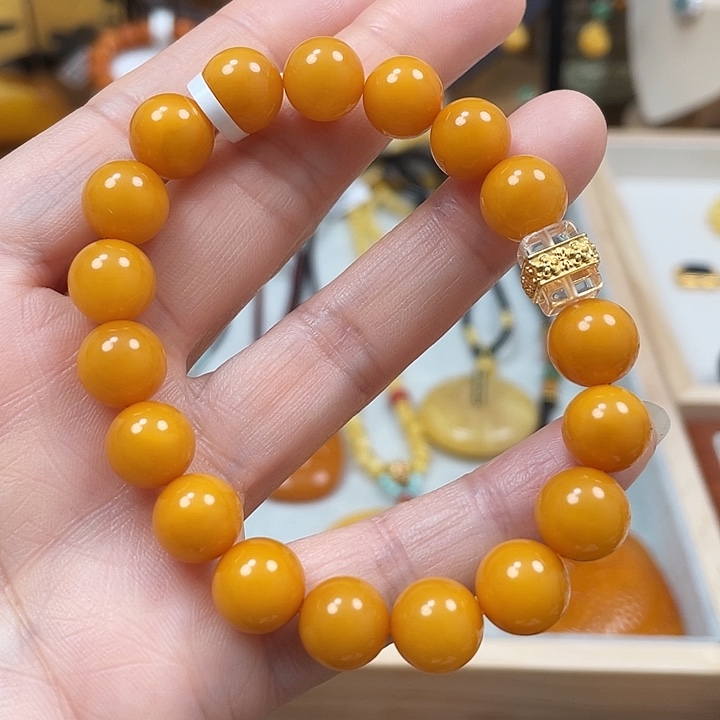 琥珀珠宝奇石18K金镶嵌10，11.8克