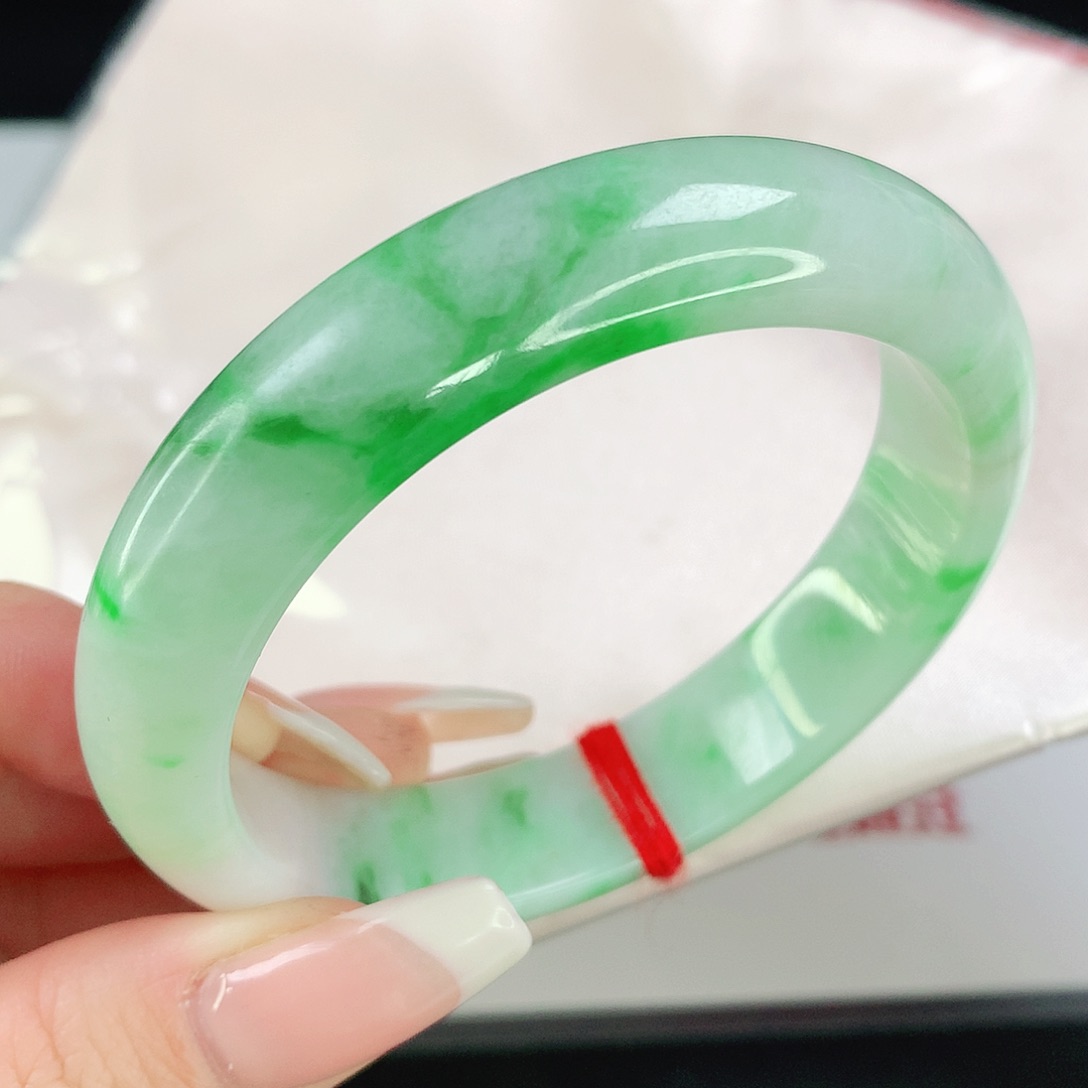 翡翠手镯未镶嵌3903翡翠