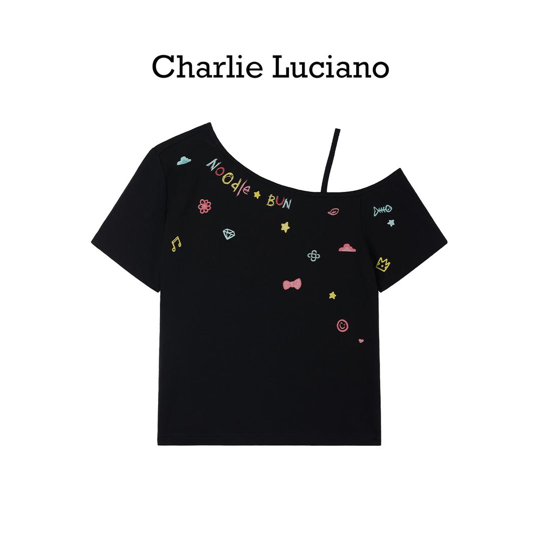 CharlieLuciano 面条和面包贴纸印花斜肩T设计感夏季短袖上衣女