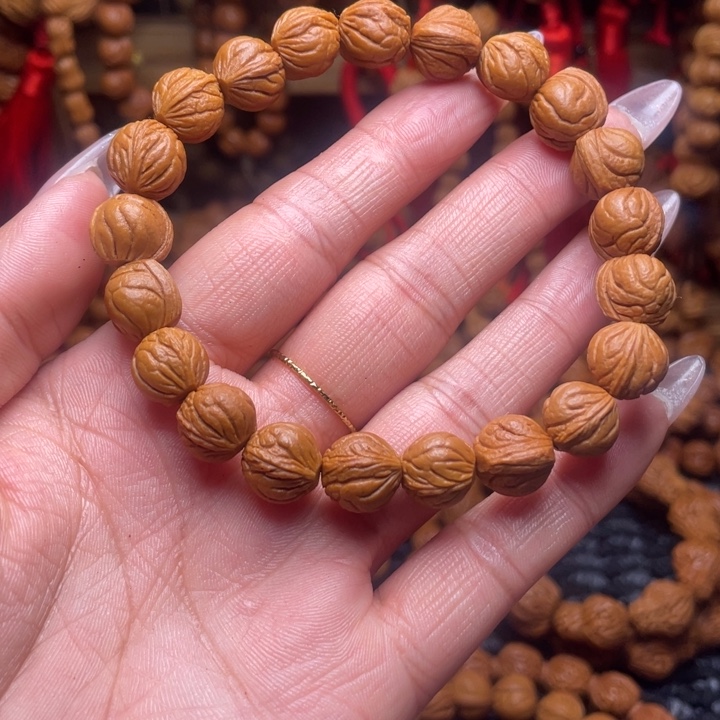 木质类龙纹桃枭手串