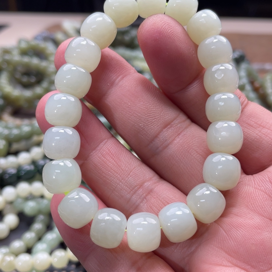 和田玉手链未镶嵌