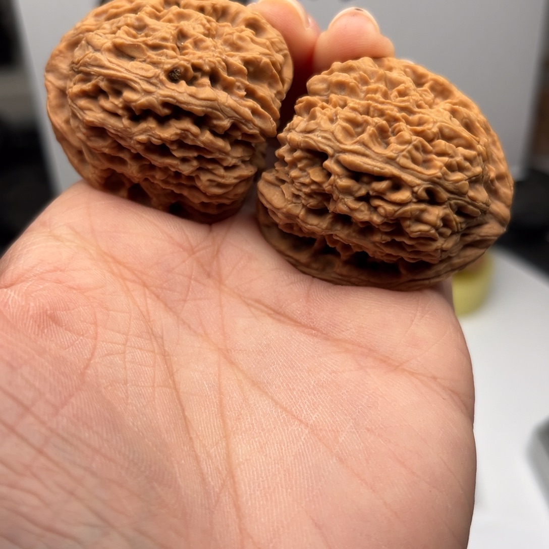 吊坠文玩核桃南疆39