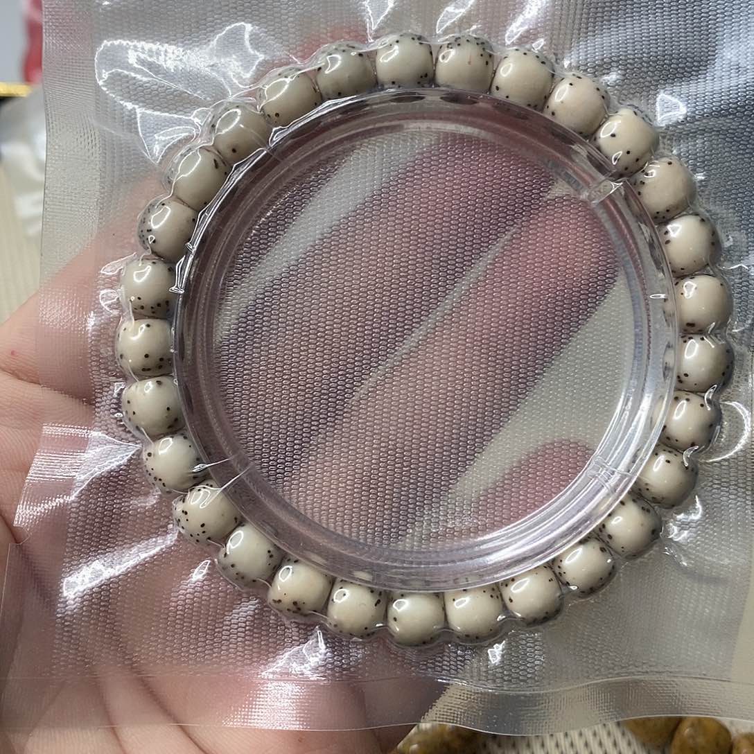 L****星月菩提吊坠石玉河豚单圈87