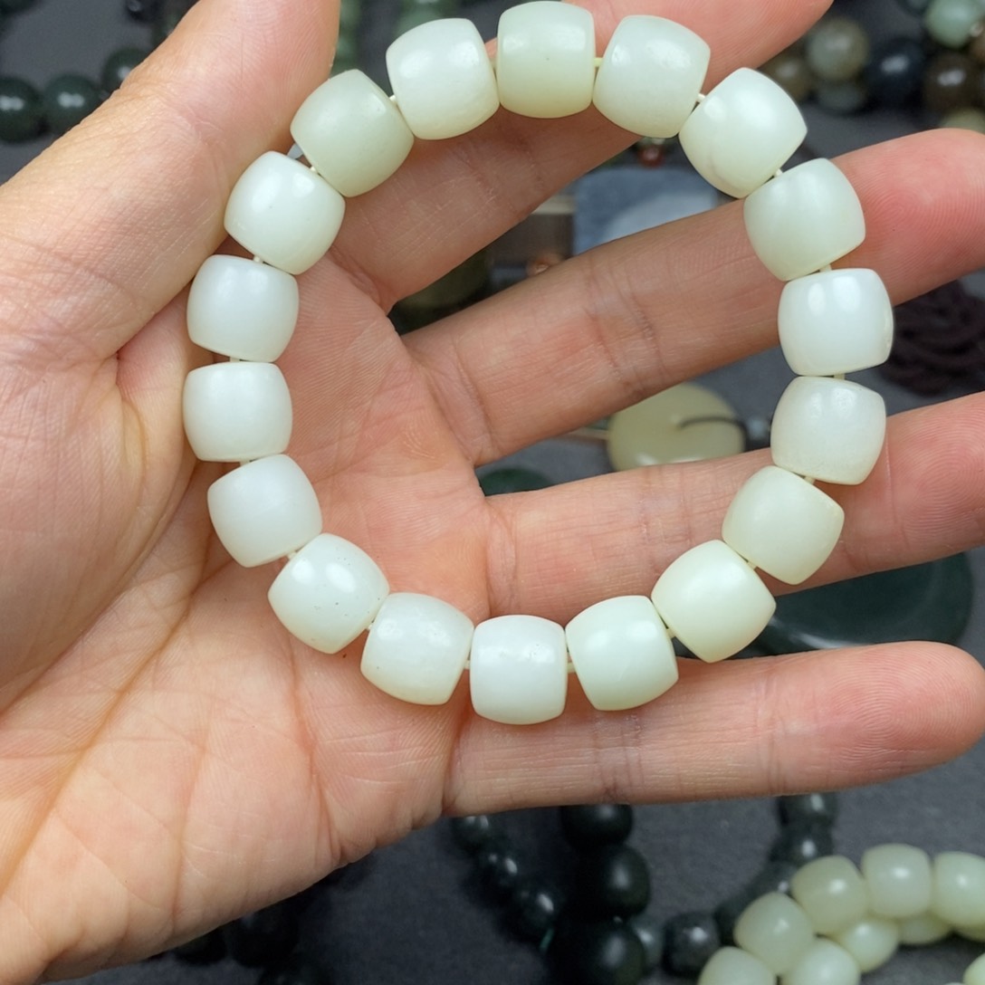 手链未镶嵌和田玉