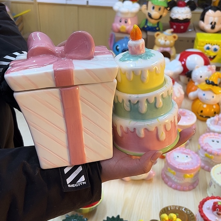 摆件陶瓷等行业的产品出口