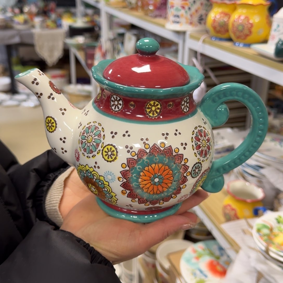 瓷片延喜宫廷金玉满堂茶壶1只