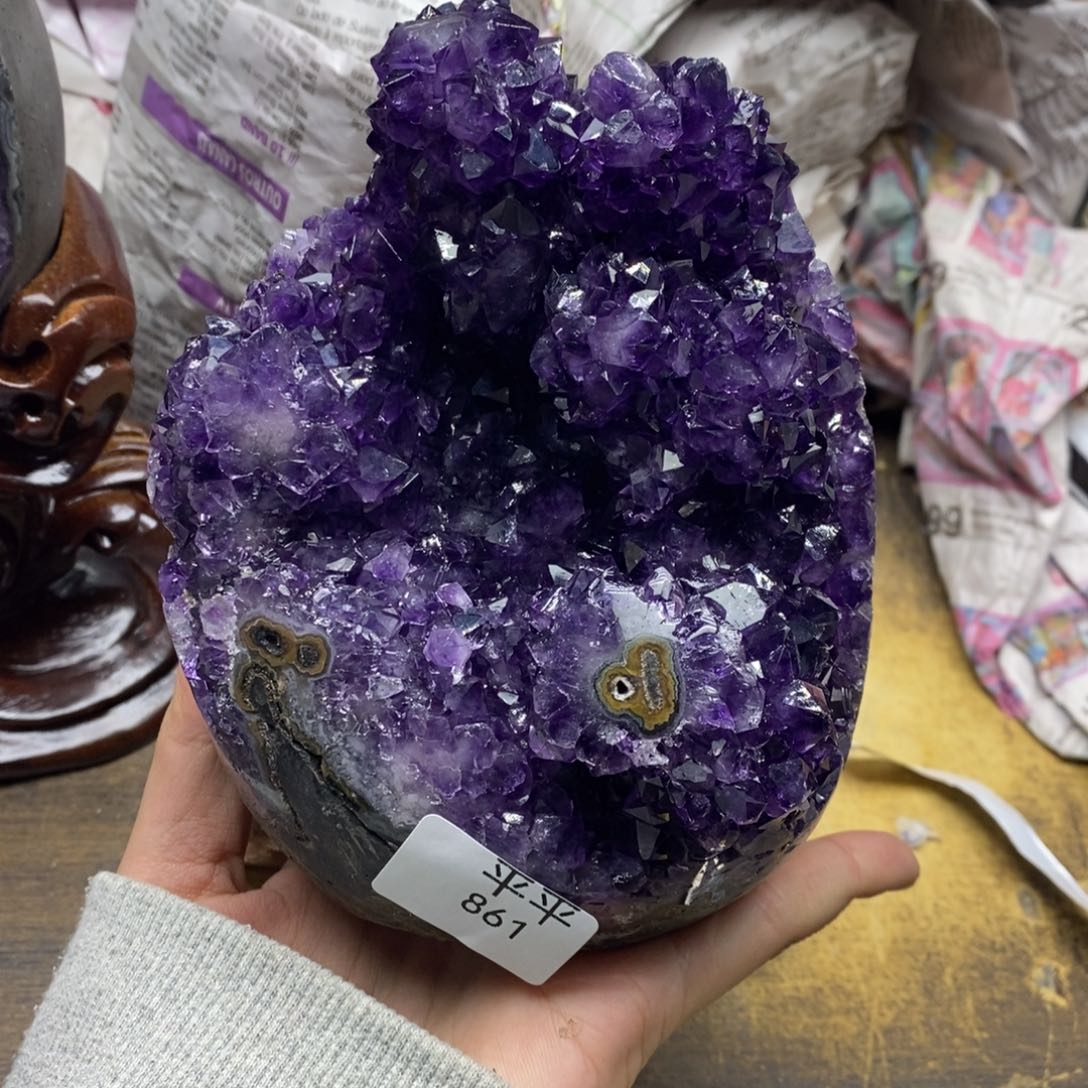 紫晶乌拉圭未镶嵌