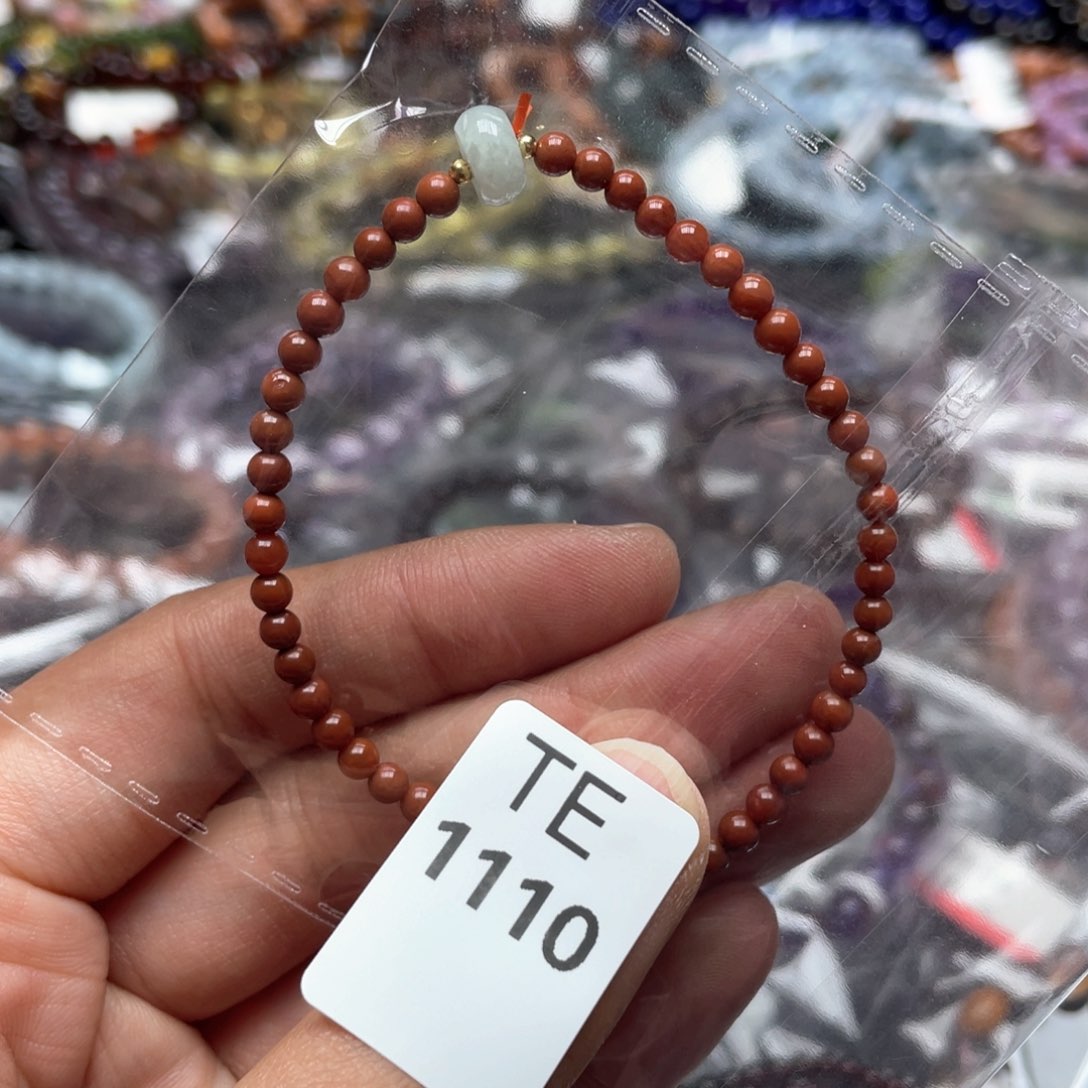 水晶多样性发一只未镶嵌