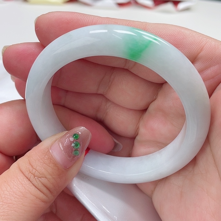 翡翠手镯未镶嵌缅甸翡翠手镯56圈