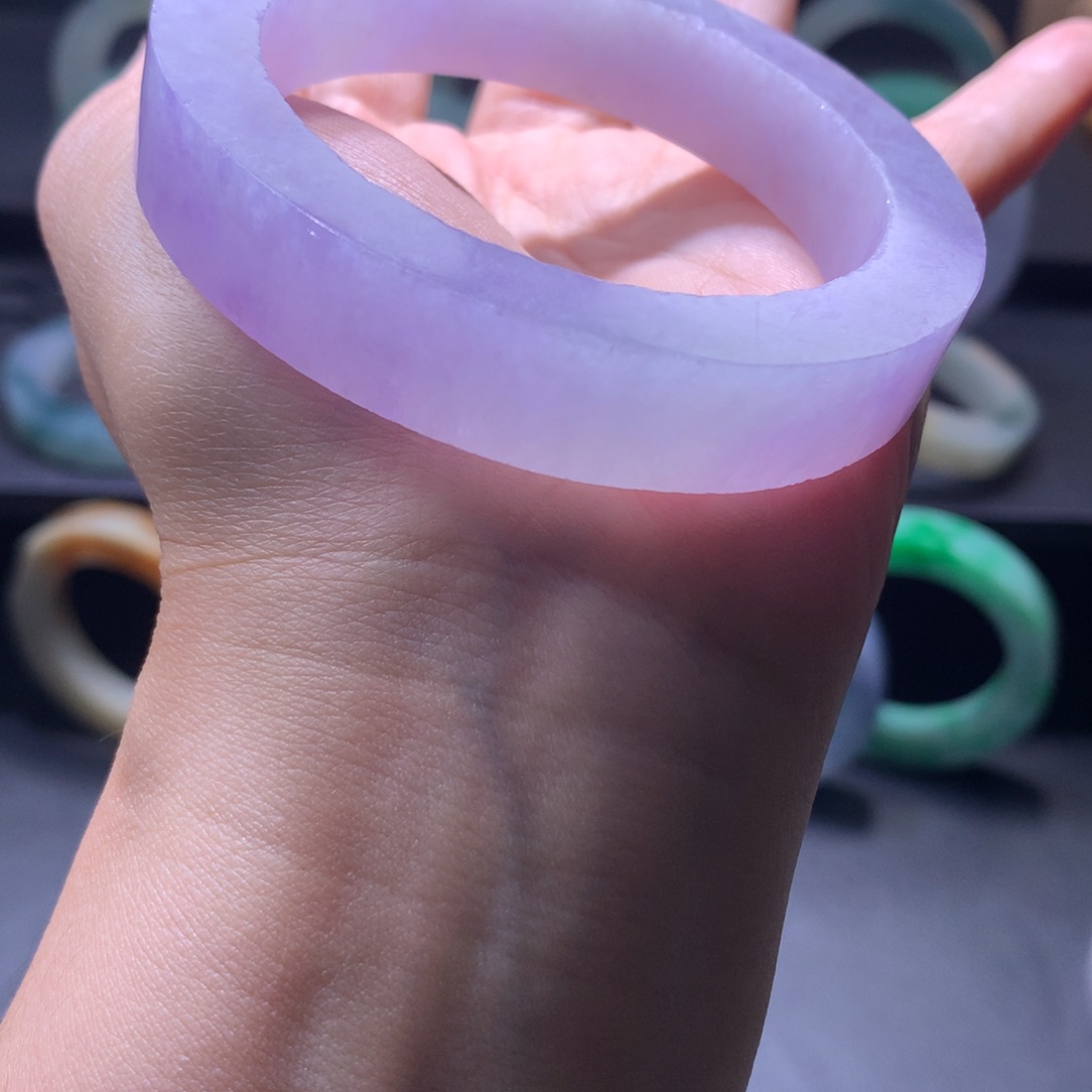 百***合定制翡翠未镶嵌翡翠手镯