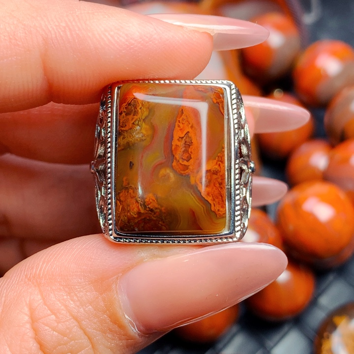 玛瑙/玉髓颈饰未镶嵌