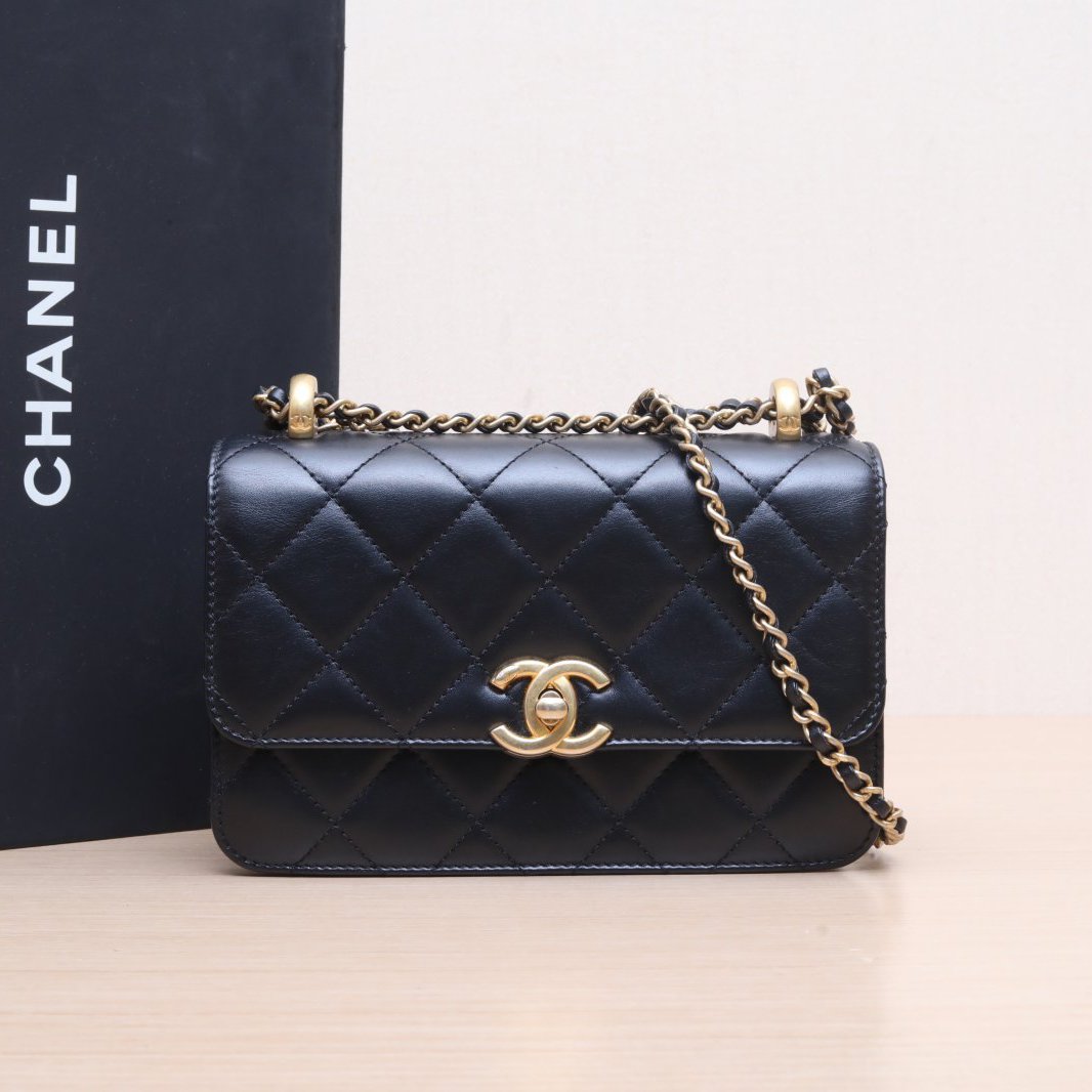 95新 Chanel/香奈儿 小花佳珊 21A CF口盖包 19cm 皮革C 芯片开