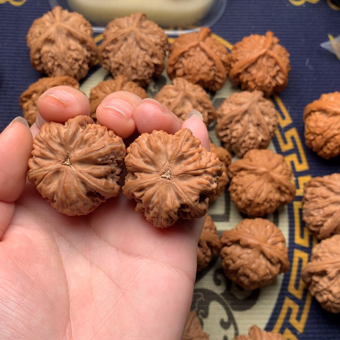 文玩核桃吊坠钱*仓文山