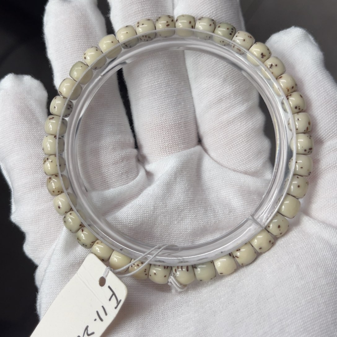 星月菩提吊坠6/5鼓珠半壁大留白