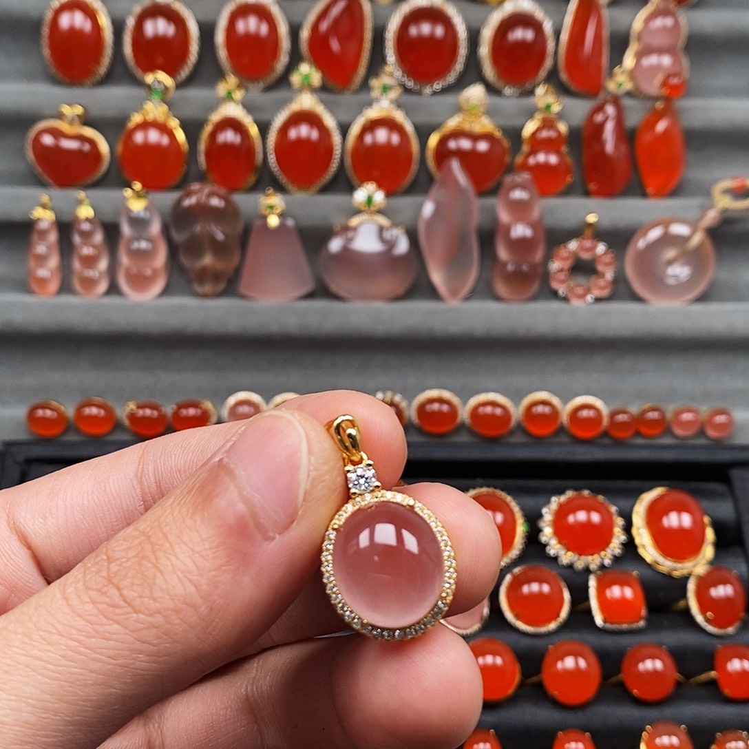 南红玛瑙银S925镶嵌颈饰