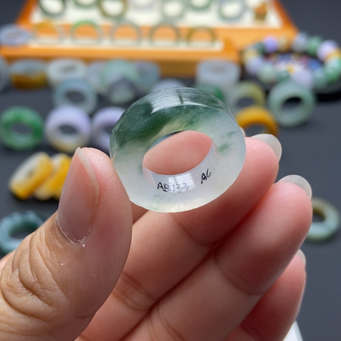 定制翡翠翡翠未镶嵌