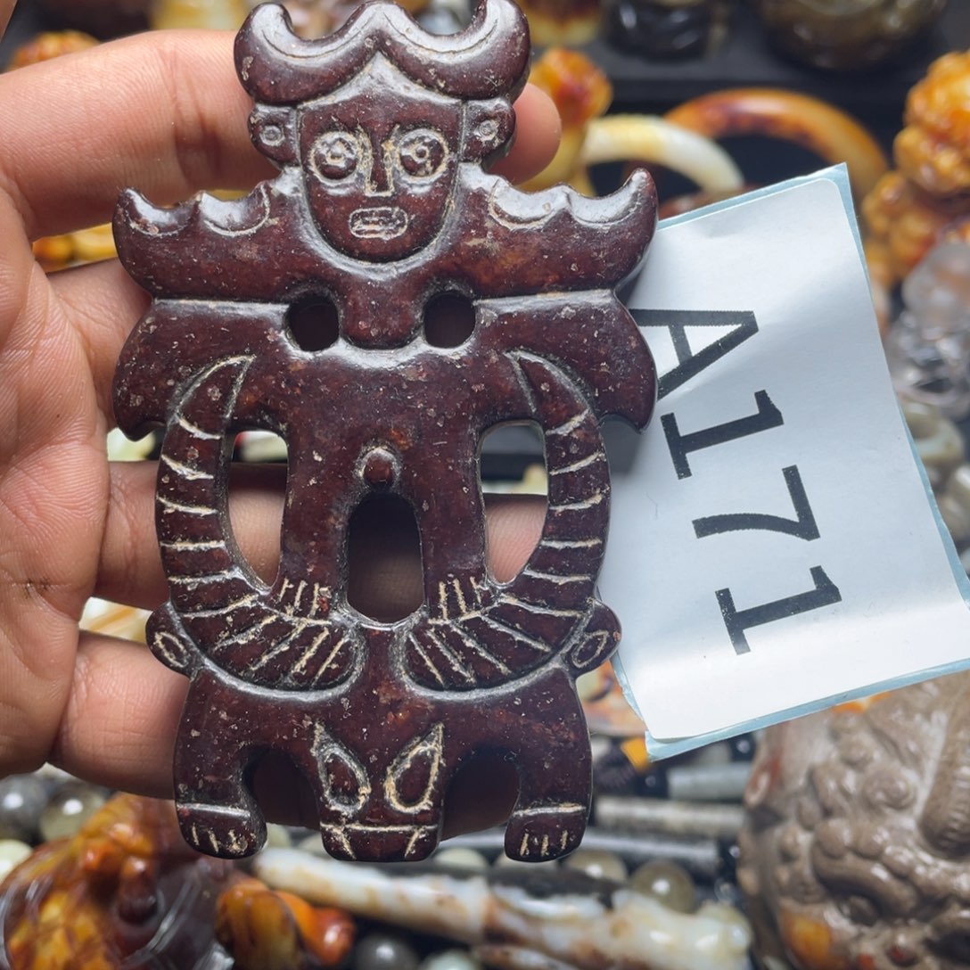 和田玉（糖玉）挂件未镶嵌