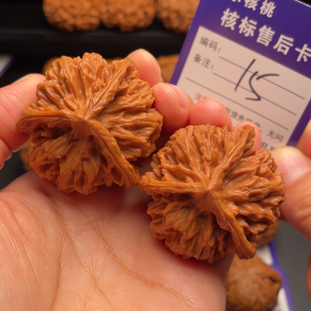 文玩核桃把件三棱45尺